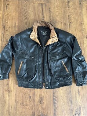 Adler men’s leather bomber jacket, black with tan accents, size XL